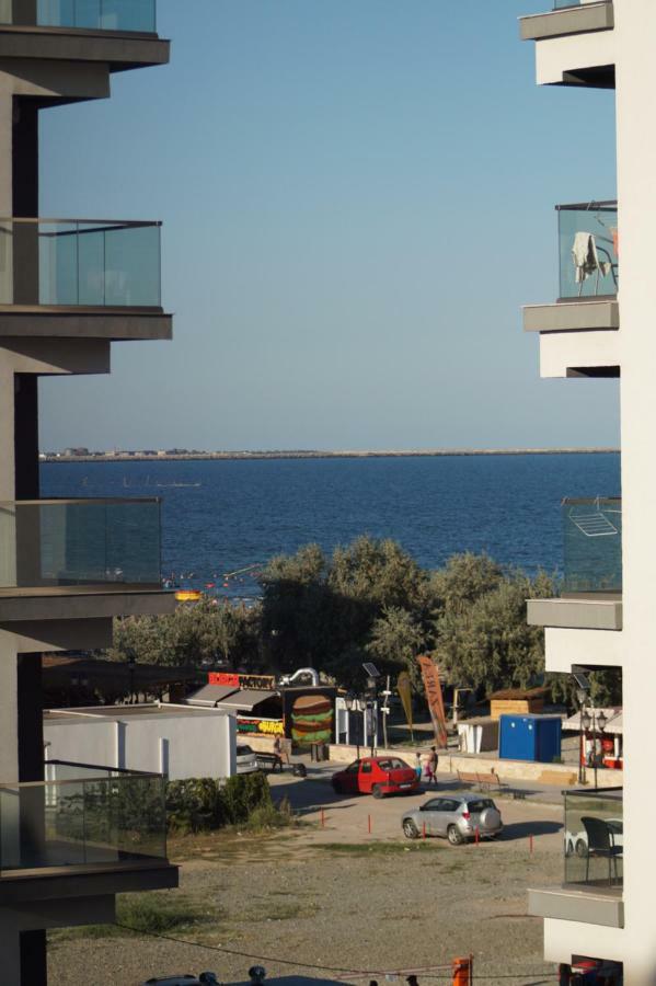 Mg Apartments Mamaia Nord Năvodari Eksteriør billede
